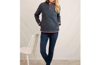 Weird Fish Beye 1/4 Zip Grid Fleece, Size 8 Only