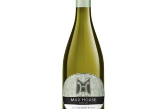 3x Mud House Chile Sauvignon Blanc, 75cl – £15.24 with S&S and 3for2 offer