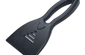 CarPlan Ice Scraper / CarPlan Blue Star Aerosol De-icer, 600ml (£1.24) – Instore Rugby