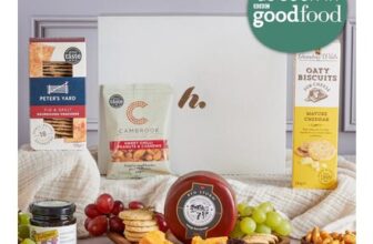 Cheese and Nibbles Gift