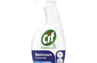 Cif Cleanboost Bathroom Spray 100% grime & limescale removal for cleaning ceramic, chrome 700 ml