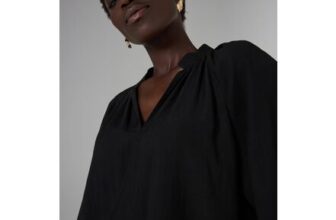 Et Vous Black Long Sleeve Popover Blouse – Small