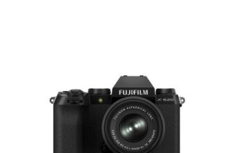 Fujifilm X-S20 Mirrorless Digital Camera with XC 15-45mm f/3.5-5.6 OIS PZ Lens
