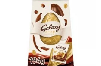 Galaxy Milk Chocolate Mini Eggs Extra Large Easter Egg 194g