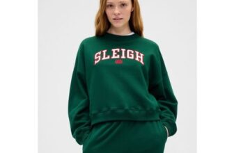 Green Oversized Christmas Graphic Sweatshirt