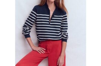 Half-Zip Frill Sweatshirt