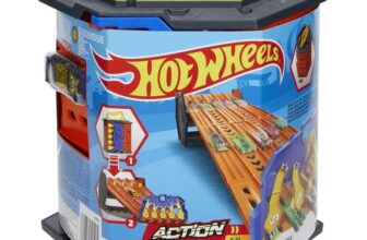 Hot Wheels Track Builder Action, Roll Out Raceway, Track Set with 5 Lane Racetrack and Toy Storage Bucket, Includes 1 Toy Car