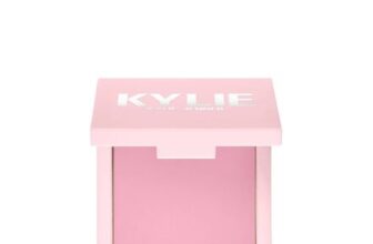 Kylie Cosmetics Pressed Blush Powder – 336 Winter Kissed