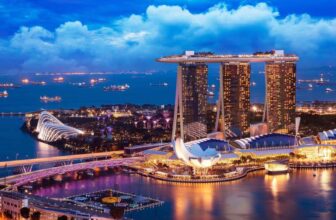 London Heathrow to Singapore Round Trip – Etihad Airways – April to June – Many Dates – Cabin Bag Only