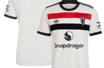 Manchester United adidas Third Shirt 2024-25, Mens Size S (Officially Licensed Gear) w/code & Free Delivery