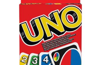 Mattel Games UNO, Classic Card Game for Kids and Adults for Family Game Night