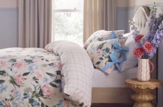 Multi Floral Brushed 100% Cotton Duvet Cover and Pillowcase Set , Single – free C&C