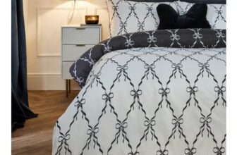 OHS Bow Ribbon Print Reversible Duvet Cover Set