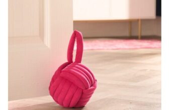 OHS Velvet Rope Doorstop – Hot Pink