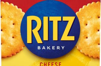 Ritz Cheese Cracker Box, Classic Savoury Crackers Perfect For Any Snacking Occasion, 140 g (Pack of 1)