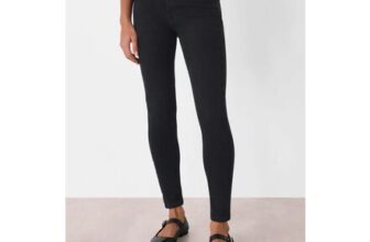 Stretch Sculpted Skinny Jean in Black, Denim or Dark Denim