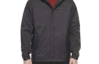 Tommy Hilfiger Mens Lightweight Breathable Waterproof Hooded Rain Jacket Raincoat size L
