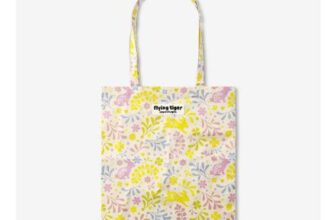 Tote Bag – Bunnies and Flowers