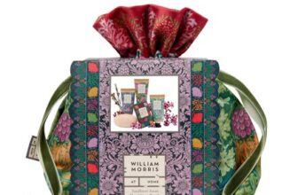 William Morris at Home Hand Creams X3 30ml, Guest Soap 50g, Velvet Pouch