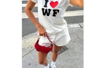 11th Street City of Dreams Relaxed Baby Tee Frosting