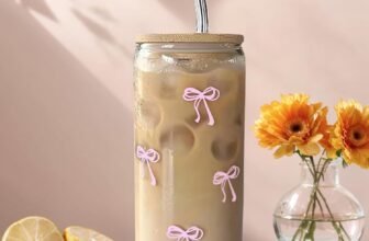 16oz Glass Cups with Lids and Straws, Cute Tumbler Cup Drinking Glasses for Smoothie, Iced Coffee, Juice, Soda, Drinks