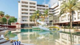 4 Nts 2 Adults Half Board Reus (5 May) £28.10pp Per Night TUI Gatwick Flights 10KG Luggage Underseat Bags, Breakfast, Dinner & Golf Course