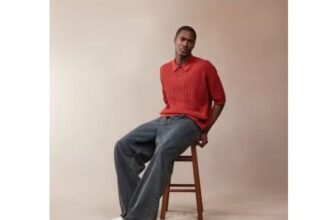 ASOS DESIGN Relaxed Texture Knitted Polo in Red