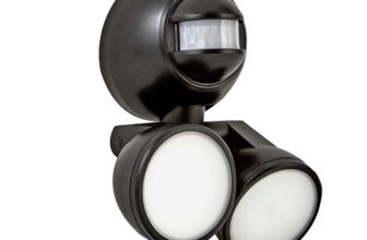 Argos Home Twin PIR Battery Operated Outdoor Wall Light (free C&C)
