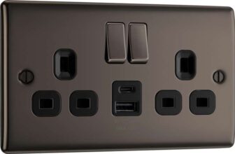 BG Electrical 12W Double Switched Power Wall Plug Socket with USB A and USB C