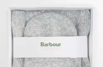 Barbour Winona Beanie Hat & Scarf Gift Set, Light Grey – Delivery from Store Only