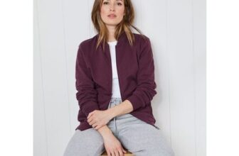 Baseball Collar Zip through Top