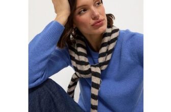 Black Striped Knitted Neckerchief (FREE C&C)