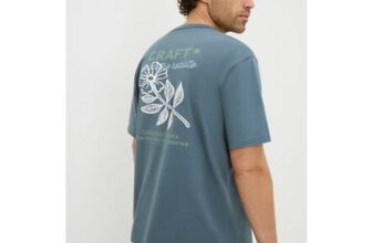 Blue Back Graphic T-Shirt