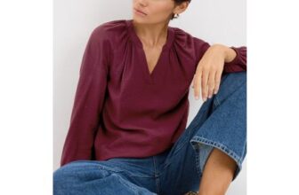 Burgundy Popover Blouse – Size 28
