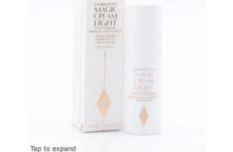 CHARLOTTE TILBURY Magic Cream Light Moisturiser 15ml