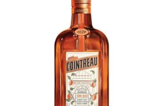 Cointreau Triple Sec, Orange Liqueur, 70cl