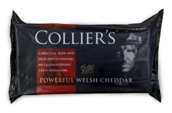 Colliers Powerful Welsh Cheddar, per kg
