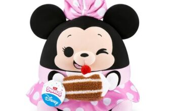Disney 14-Inch Minnie Plush with Snack Accessory by ZURU