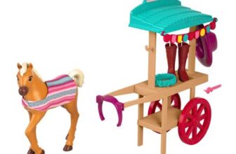 DreamWorks Spirit Untamed Miradero Festival Riding Gear Cart Playset