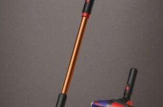 Dyson Cordless Vacuum Cleaner V16 Piston Animal Submarine Nickel / Black C Grade – sold by The Outlet Hub (UK Mainland)