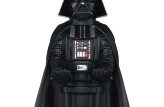 Exquisite Gaming: Star Wars: Darth Vader – Original Mobile Phone & Gaming Controller Holder