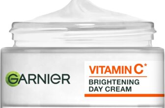Garnier Face Moisturiser, Brightening Day Cream with Vitamin C and Super Citrus For Radiant, Healthy Skin, Glow Boosting Face Cream for Radiant Skin, 50ml