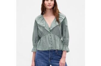 Green Ruffle Collar V-Neck Top