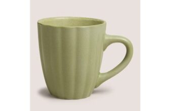 Green Scalloped Mug
