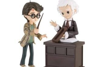 Hallmark Storied Moments: Harry Potter & Ollivander Ornament