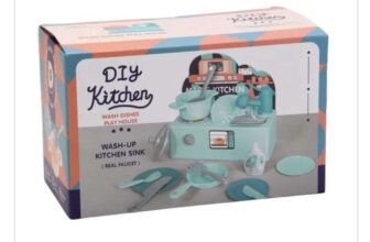 Hamleys Mini Tabletop Kitchen Toy (Real Faucet)