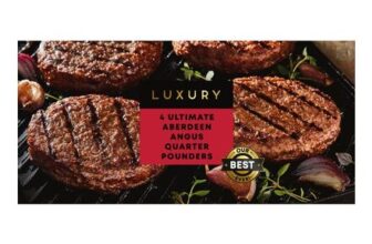 Iceland Luxury 4 Ultimate Aberdeen Angus Quarter Pounders 454g