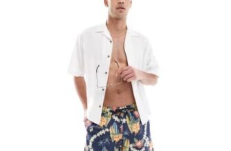 Jack & Jones Intelligence Swim Shorts in Navy Floral Print