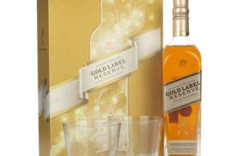 Johnnie Walker Gold Label Reserve Whisky Gift Pack with 2x Glasses 40% ABV 70cl