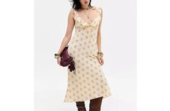 Kiss the Sky UO Exclusive Belle Bias Midi Dress